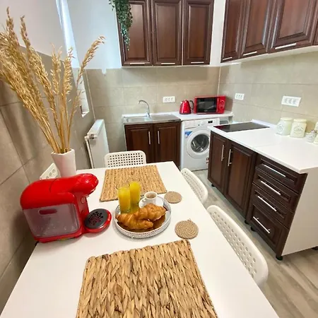 56 Апартаменты *