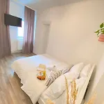 Lägenhet 56 *
